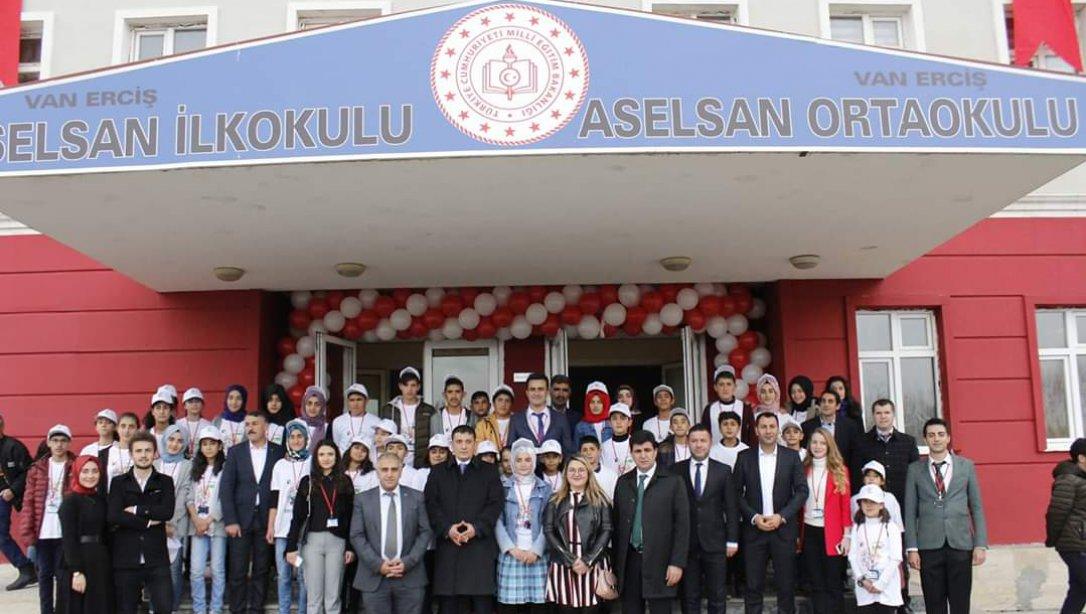 Aselsan İlköğretim Okulu'nda Tübitak Fuarı gerçekleştirildi. 