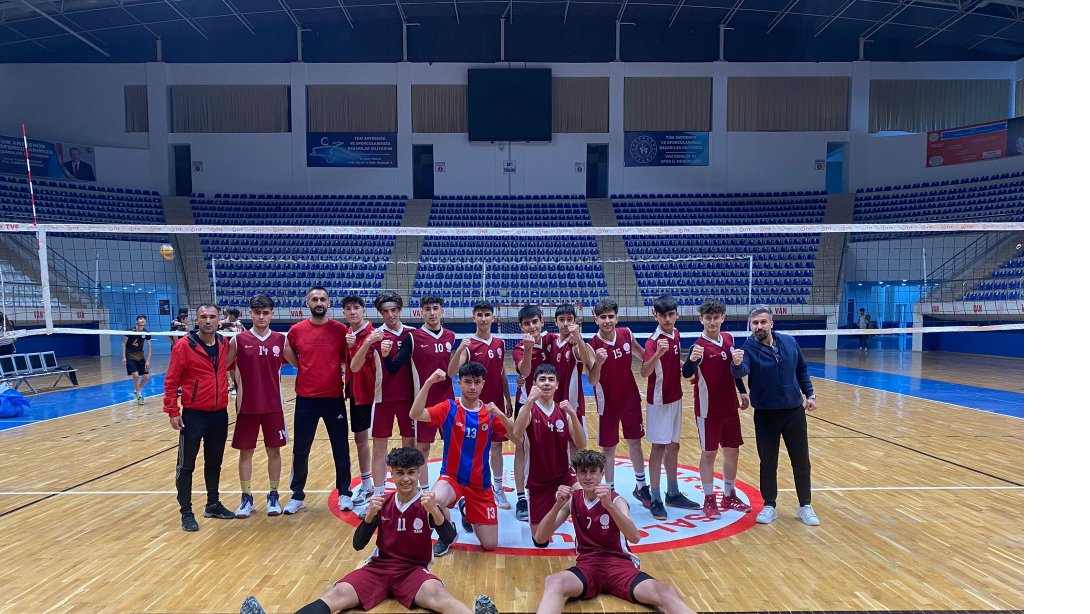 Okul Sporları Kapsamında Gençler Erkek Voleybol İlçe Şampiyonu Erciş Spor Lisesi İl Şampiyonasında Yarı Finalde