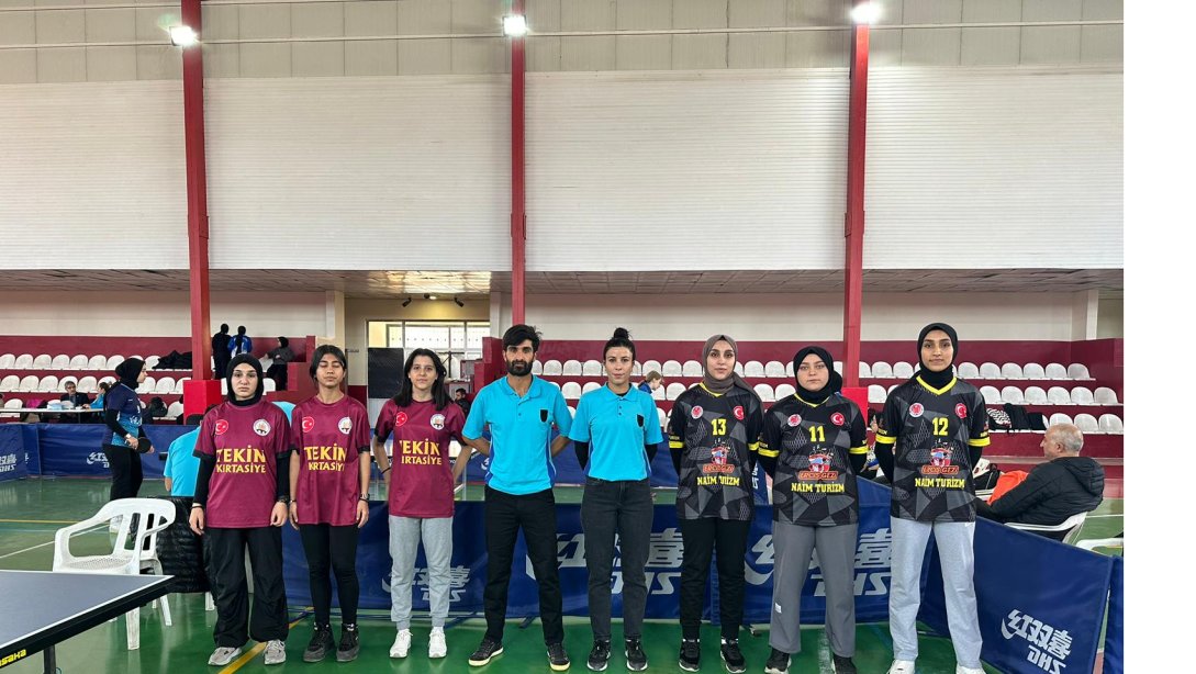 Masa Tenisi İl Şampiyonu Erciş Selvihan Kız Anadolu İmam Hatip Lisesi