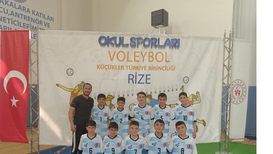 Okul Sporları Kapsamında Yapılan Voleybol Türkiye Finalleri Turnuvalarında İlçemizden Büyük Başarı 